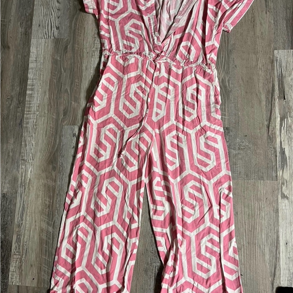 Entro Pink and White Patterned Top